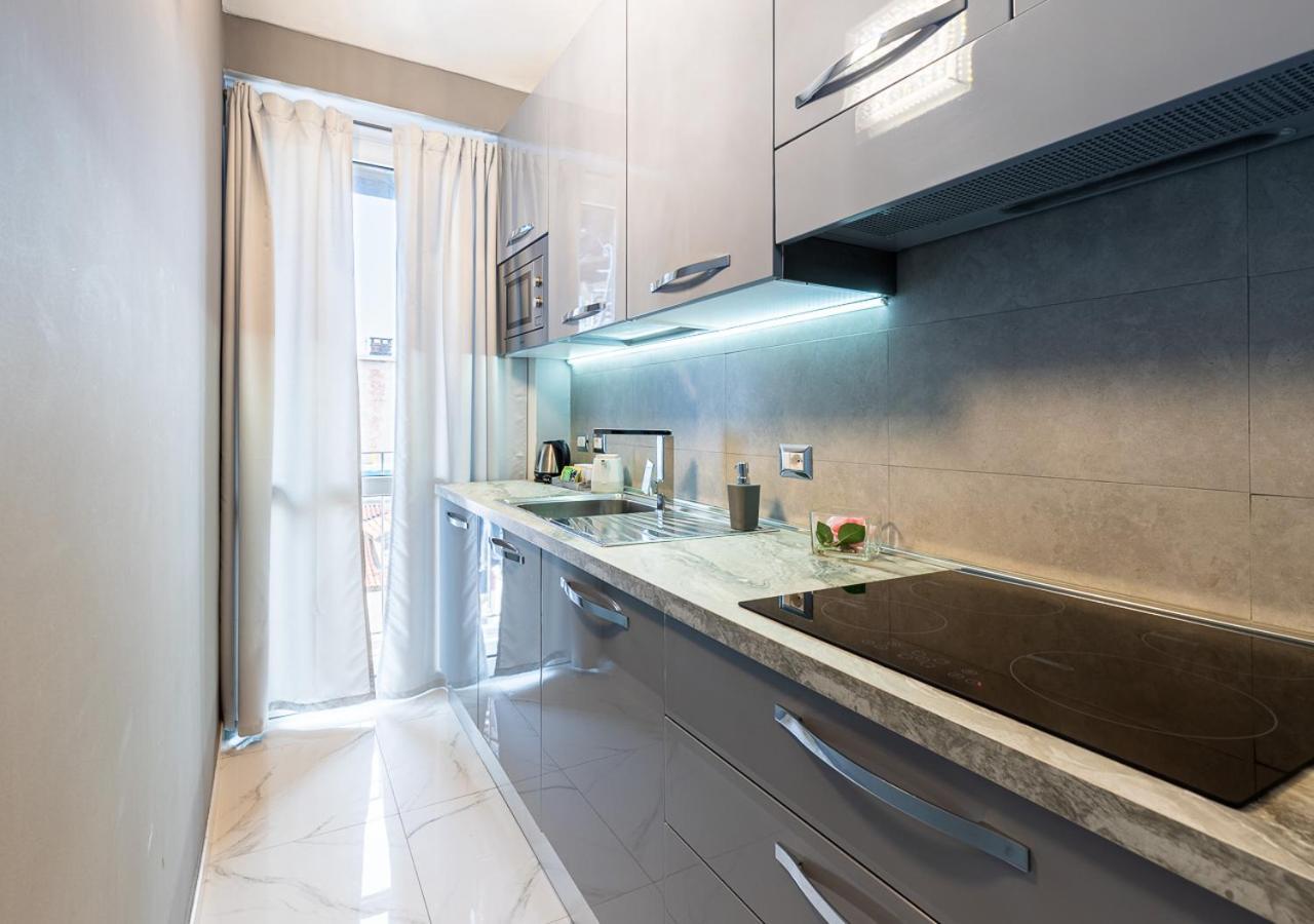 ELEGANT SUITE - in centro PortaNuova Turim Exterior foto